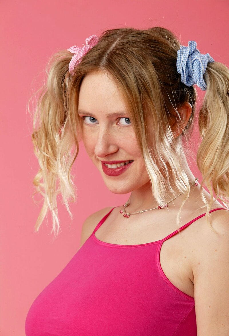 Алина, 23 года, 8 размер груди